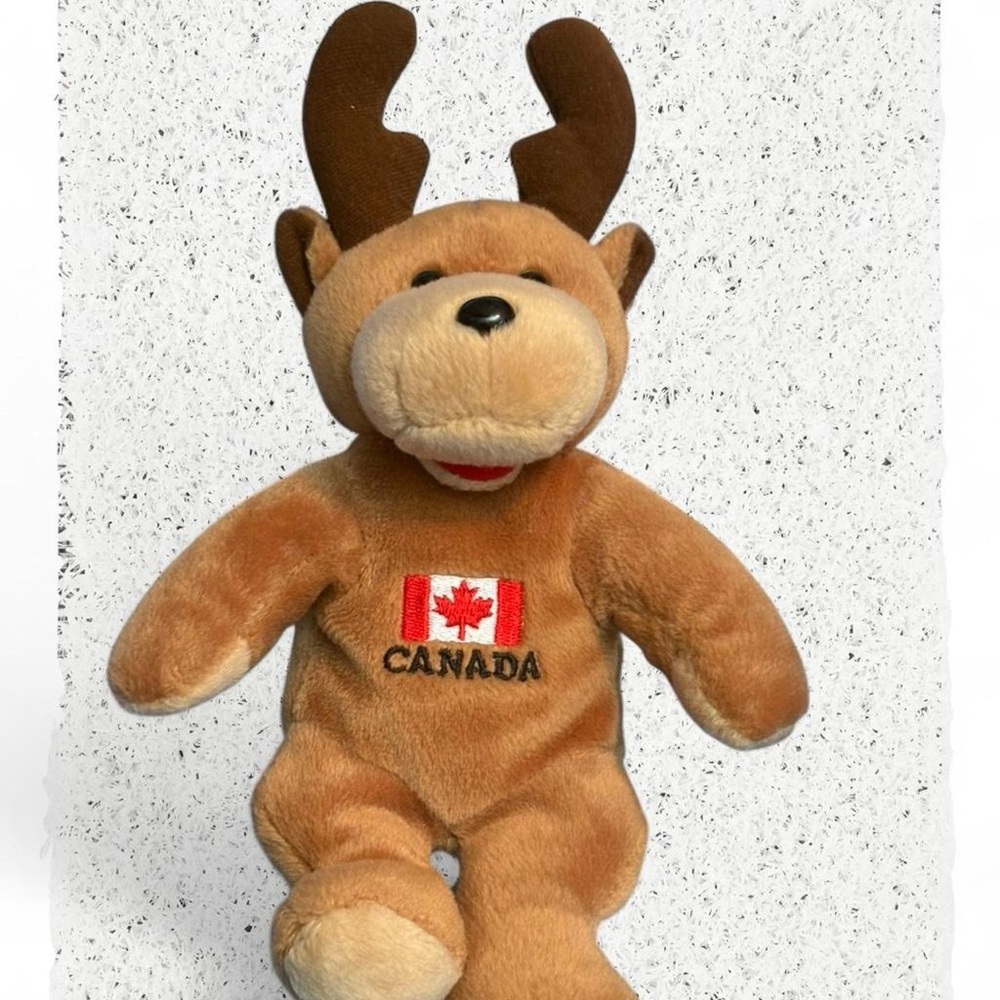 Canada plush reindeer stuffed animal #reindeer #christmas #plushie